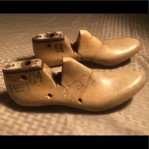 Antique Wooden Cobbler Shoe Form 1959